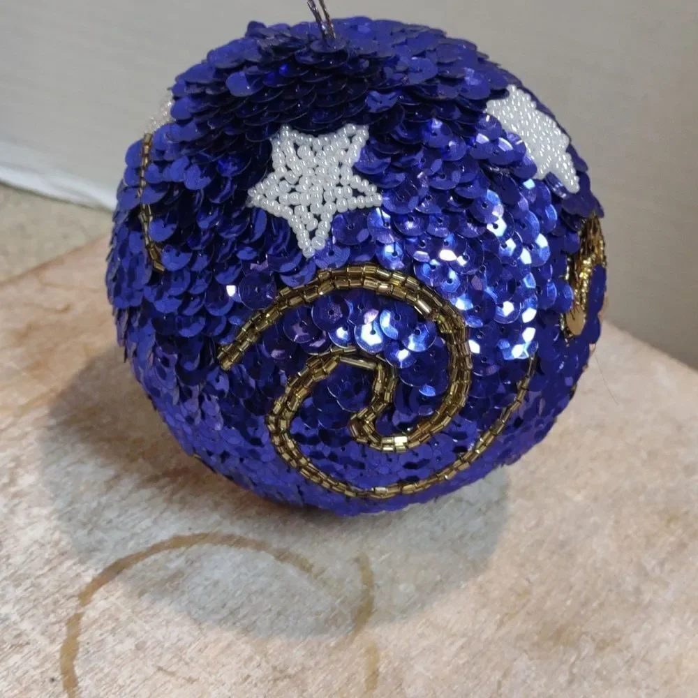 👍 Vintage Year 2000 Y2K Sequined Christmas Ornament. CH1